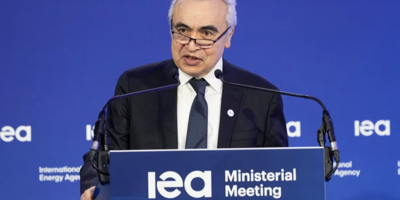 Photo of Fatih Birol, Executive Director of the International Energy Agency speaking at a podium with the IEA logo in front of him